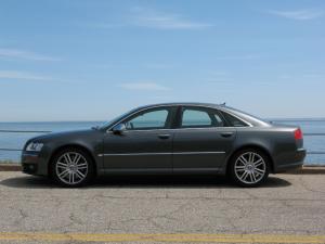 Audi S8 2008 года  (NA)